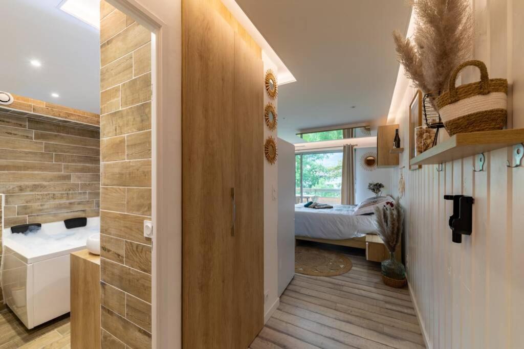 Le Quintessence: Balneo & Luminotherapie + Parking Apartment *