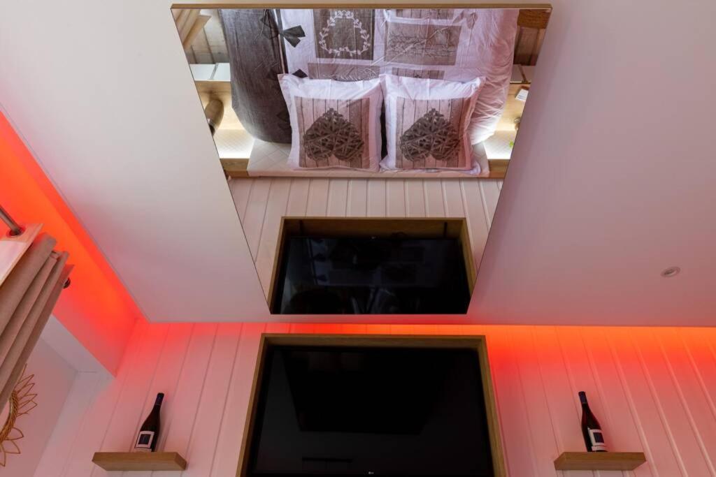 Apartment Le Quintessence: Balneo & Luminotherapie + Parking *